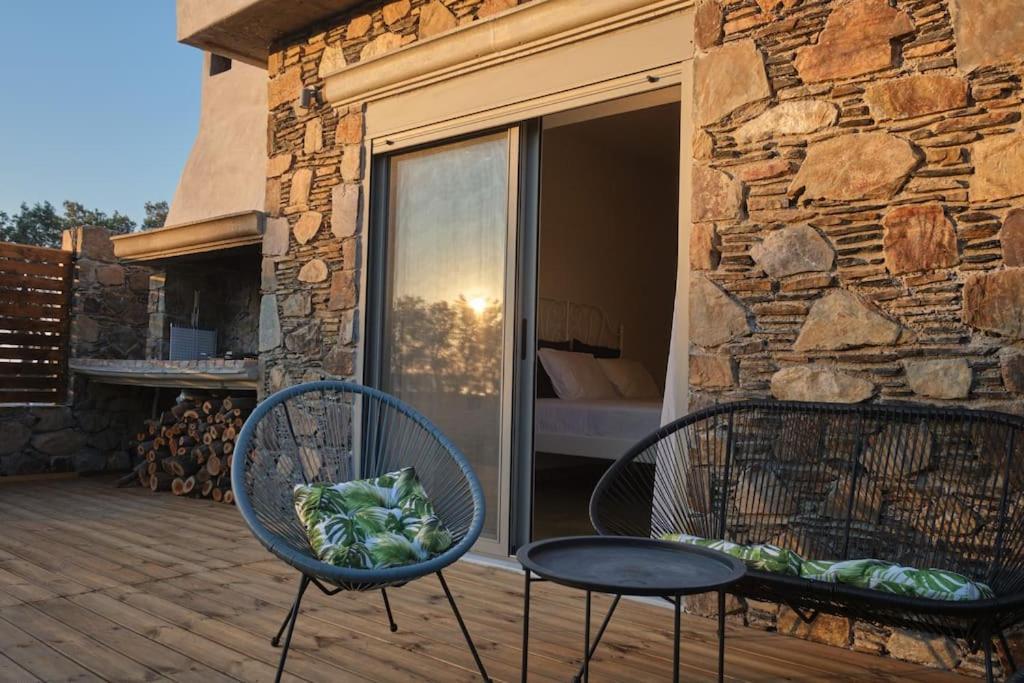 Mekia'S Beach House Livadia  Exterior photo